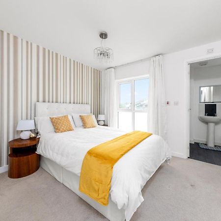 Royal House Wolverhampton - Perfect For Contractors & Large Groups Екстер'єр фото